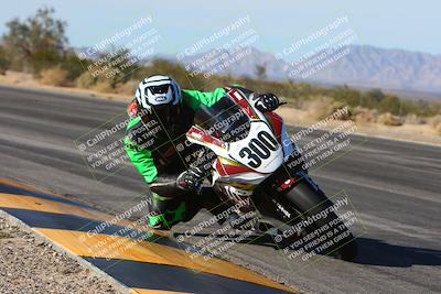 media/Feb-03-2024-SoCal Trackdays (Sat) [[767c60a41c]]/12-Turn 3 Inside (220pm)/